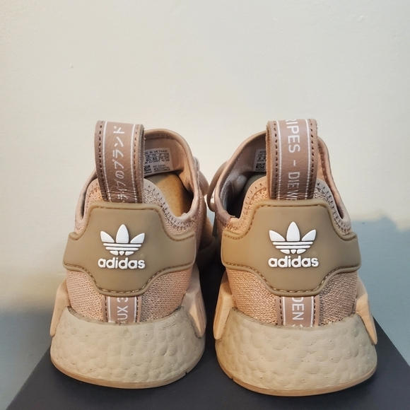 Womens Adidas NMD_R1 Shoes Ash Pearl Size 8 - Picture 10 of 16